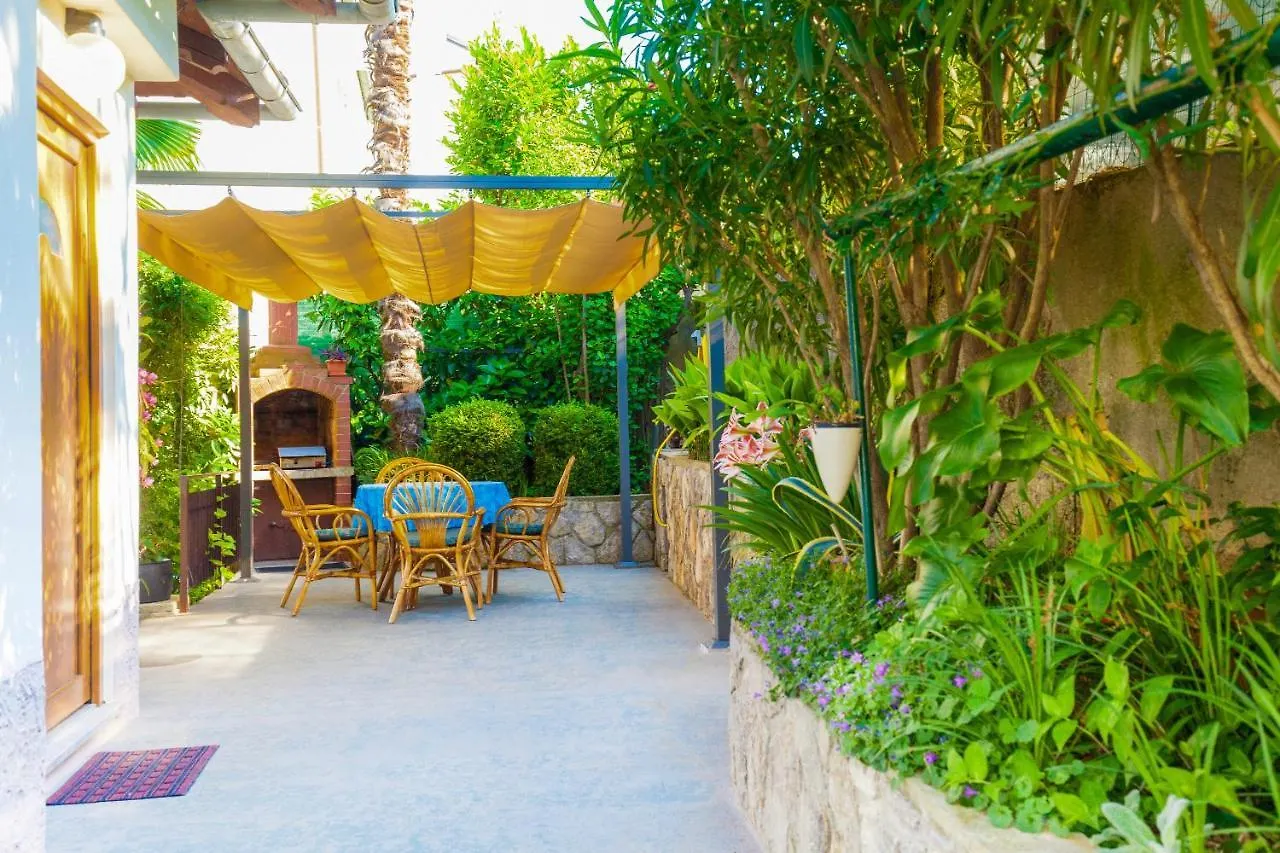 Apartment Hana Icici Croatia